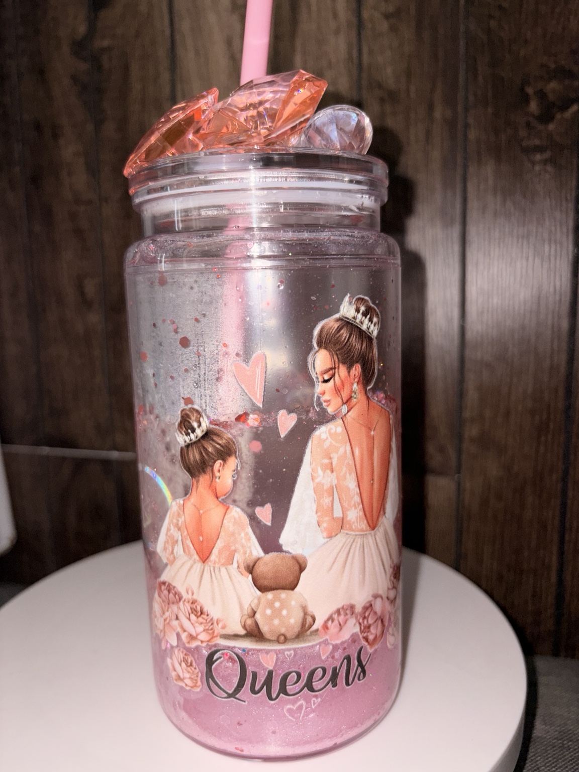 Vaso personalizado rosa con diseño Queens